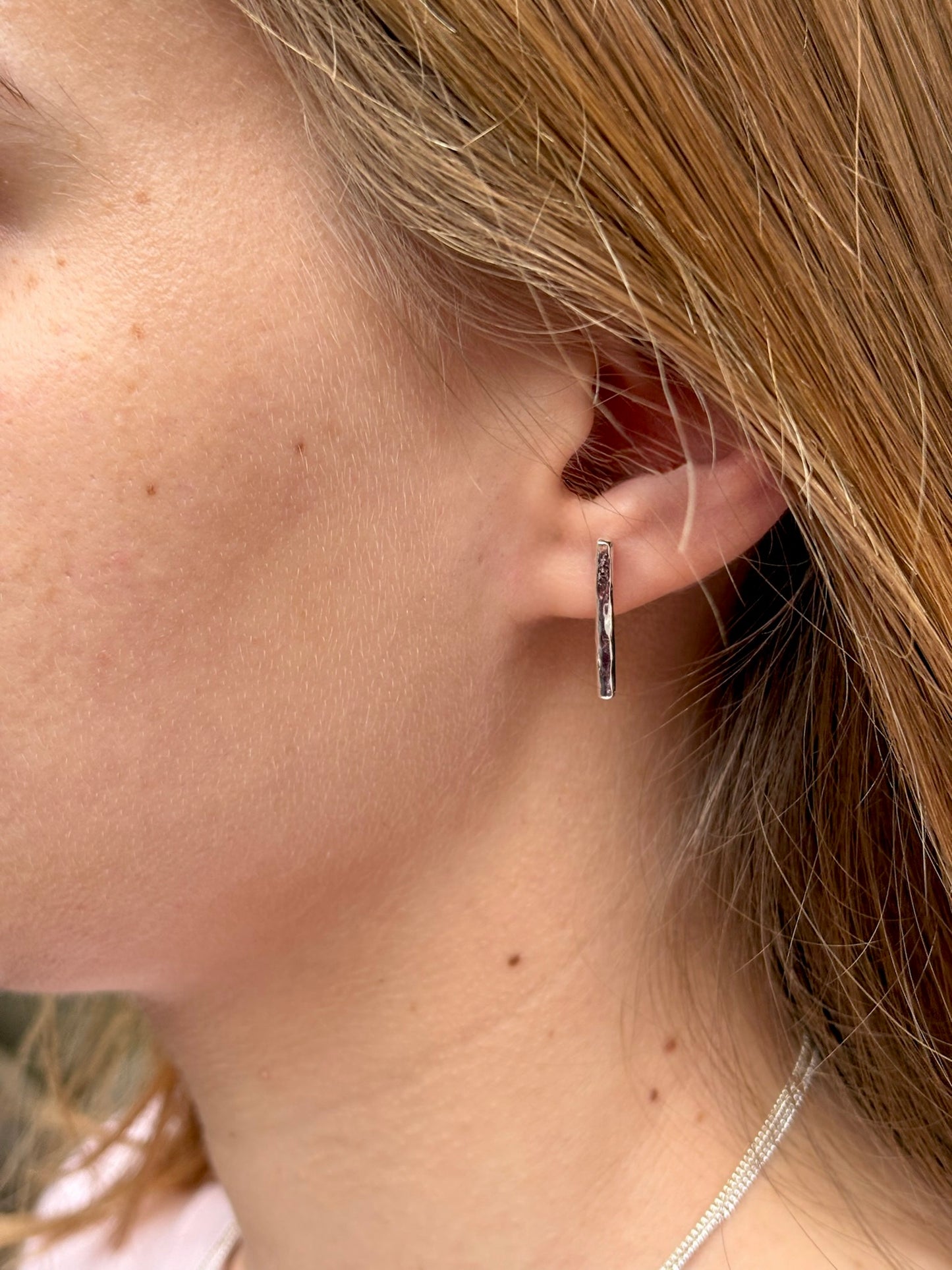 Hammered Bar Studs