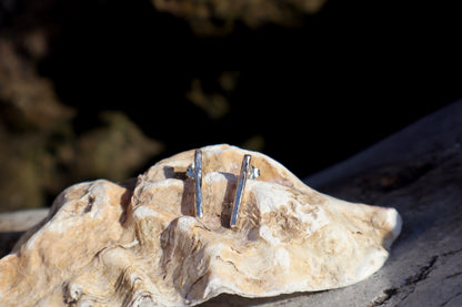 Hammered Bar Studs