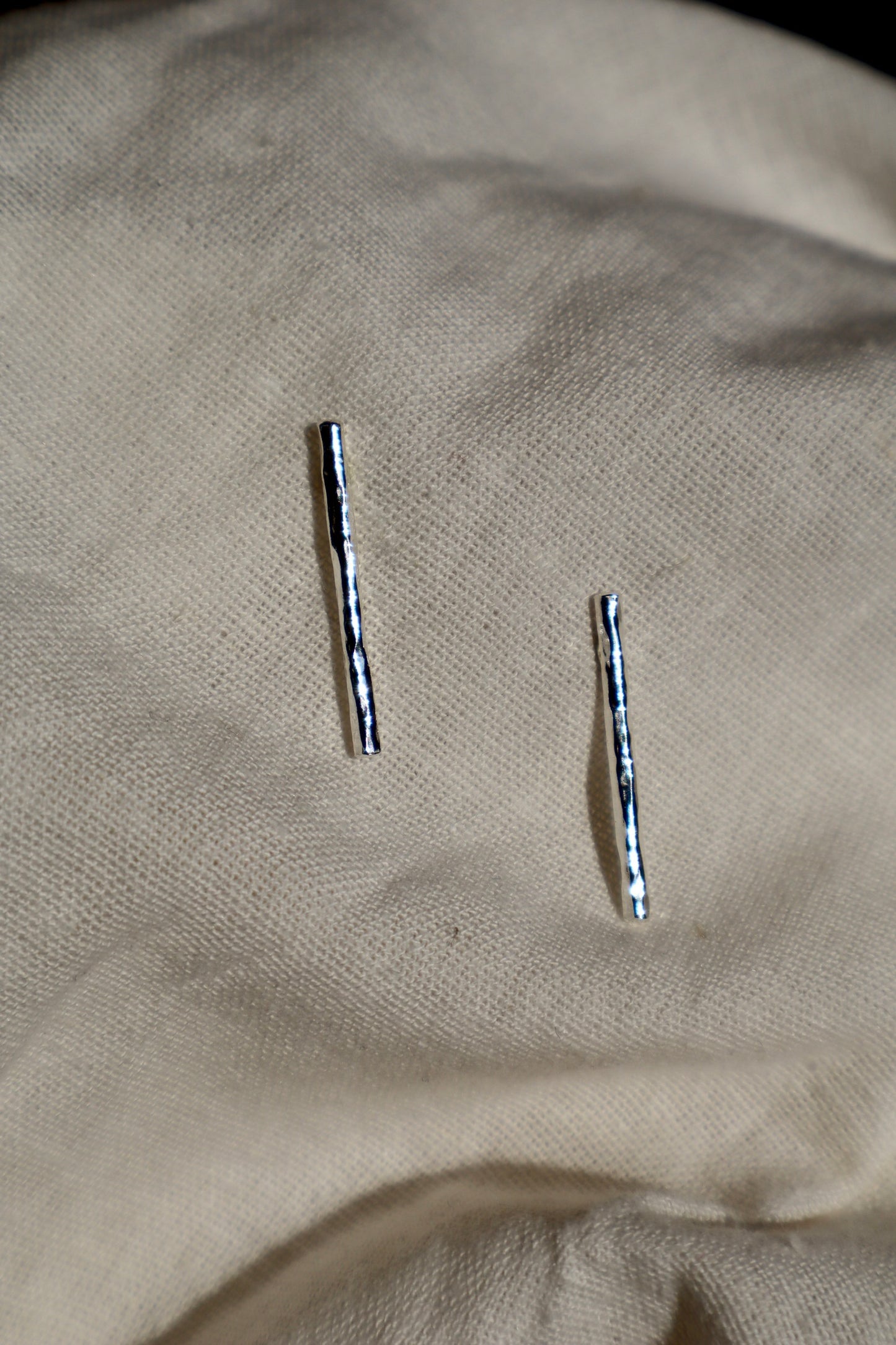 Hammered Bar Studs