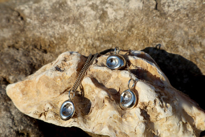 Dimple Pendant Necklace