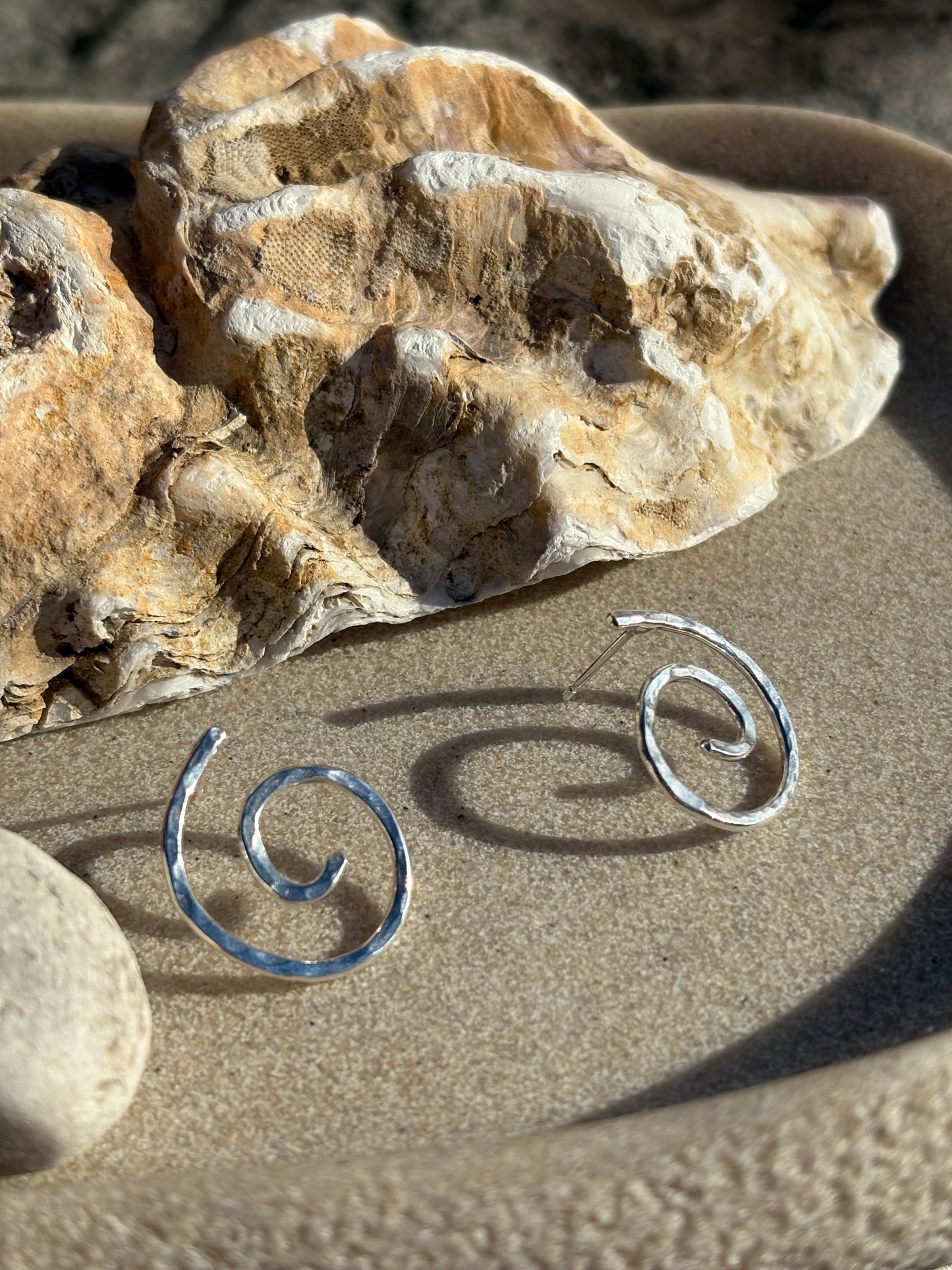 Whirl Studs